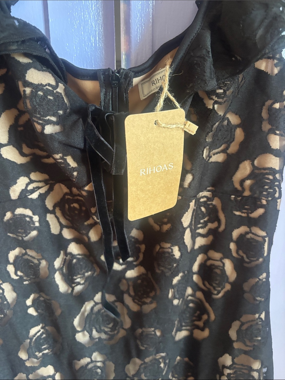 RIHOAS Black Floral Lace midi Dress large NWT Ruffles BodyCon cocktail party - Picture 11 of 16